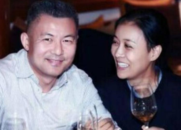 那英全家近照,现任丈夫为隐形富豪,2个儿女名