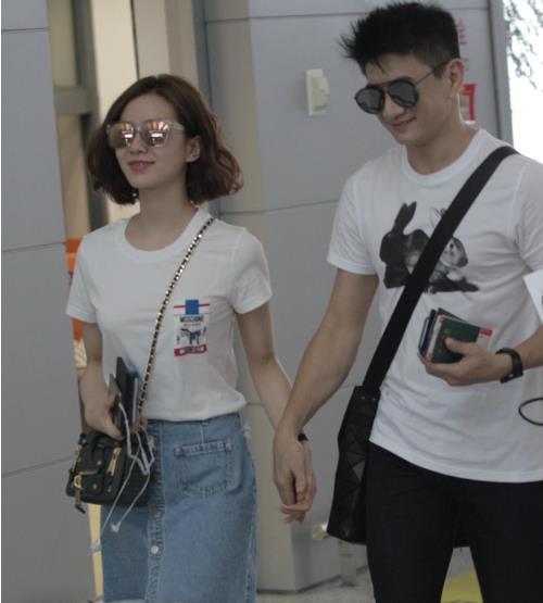 陈晓陈妍希机场给萌宝喂奶,吴奇隆刘诗诗机场