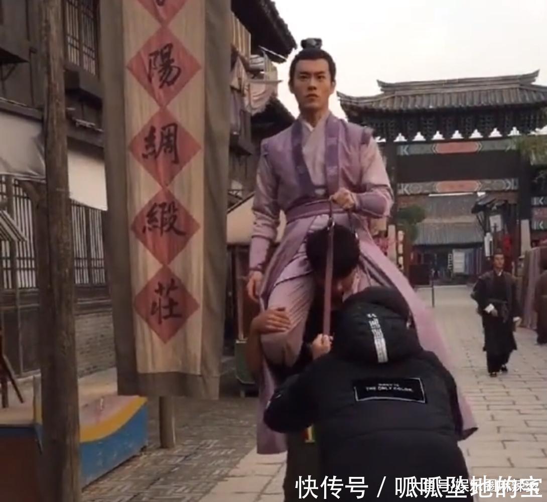 曝影视表情骑马v影视骑人代替人扣扣图片群如何再现剧组网友包删除图片