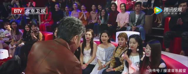 吴秀波参加《跨界歌手》罕见跳舞,谭维维分分