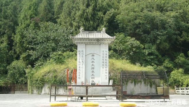 t01433bccde1c18b17a.jpg