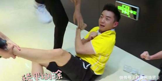 他们都在节目中受伤,何炅快本跌伤,李晨跑男缝