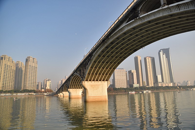 橘子洲头:昔日伟人舒豪情,今夕民众得休闲 - 长城雄风 ( 2 ) 博客 - 长城雄风『2』博客 橘子洲头:昔日伟人舒豪情,今夕民众得休闲 - 长城雄风 ( 2 ) 博客 - 长城雄风『2』博客
