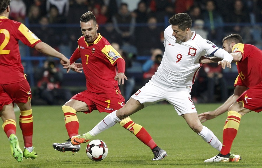 世预赛E组末轮惊魂:西班牙2-2战平土耳其,全胜金身被破仍直通美加墨