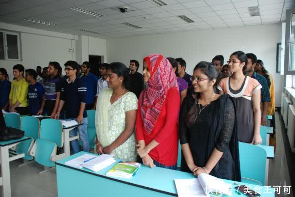 巴基斯坦小伙来中国,见人就说你好,中国人的反应却让他尴尬!