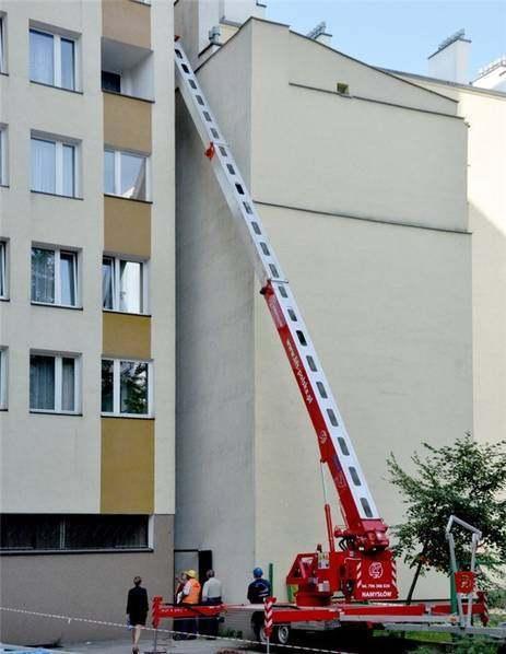 跪了!世界上\"最窄小\"的豪宅!最宽仅1.2米!