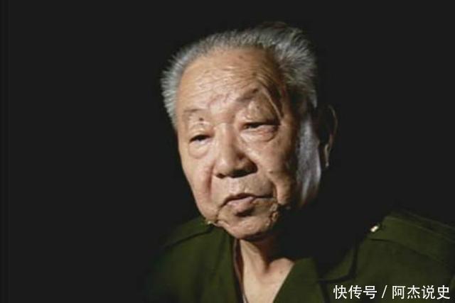 此人击毙美军王牌狙击手，一个人歼灭敌军214人，自己毫发未损