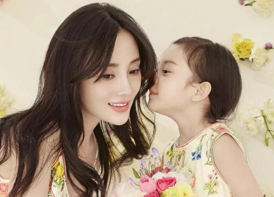 贾乃亮参加综艺节目再度现身,李小璐却从未露