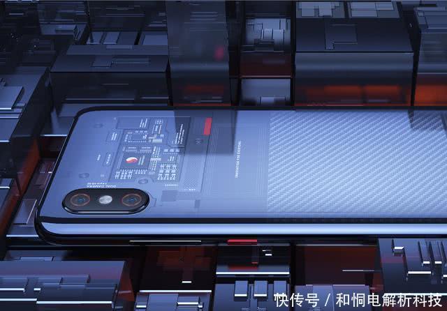 旗舰手机小米的8与高端机小米MIX2s,选择哪个