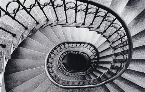 螺旋楼梯设计尺寸详图大全(螺旋楼梯的设计尺寸对于确保其安全性和美观性至关重要) 结构工业装备设计 第4张 螺旋楼梯设计尺寸详图大全(螺旋楼梯的设计尺寸对于确保其安全性和美观性至关重要) 结构工业装备设计 第4张