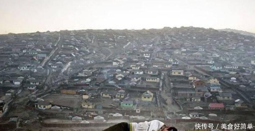 蒙古人口为什么那么少_库布齐沙漠中段景观壮美风景独特 恩格贝旅游区