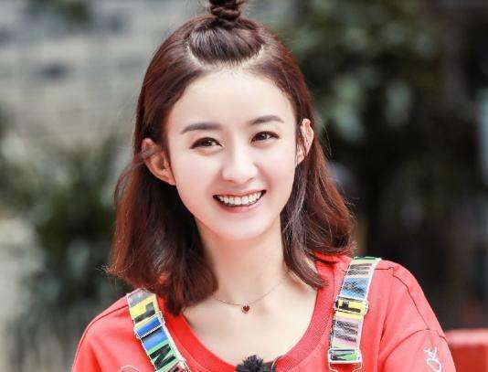 赵丽颖产后首次公开儿子图片,精神可爱,网友说