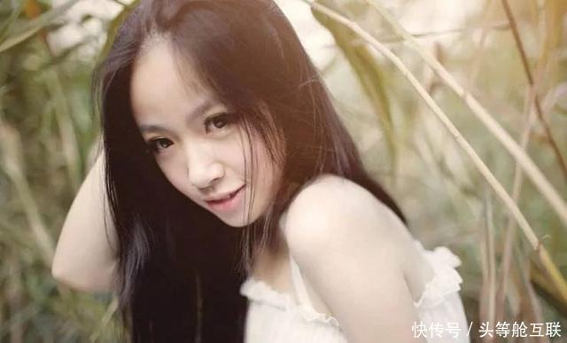 15年闺蜜我该如何跟她相处,没有心机就是爱借