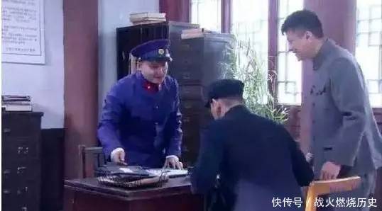 溥仪晚年办户口本,住宅地址吓懵户籍员,文化程