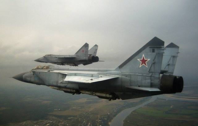 身披红星的西伯利亚飞鹰,传奇的米格-25战斗机