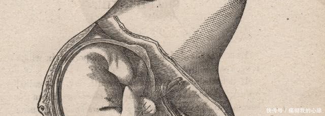 满月宝宝每天2点就哭闹不止,不是饿也不是病,