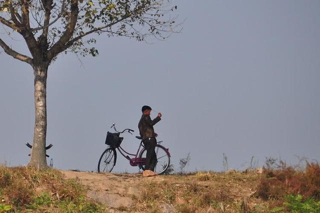 朝鲜农民：一辈子没进过城，最想去的地方是平壤