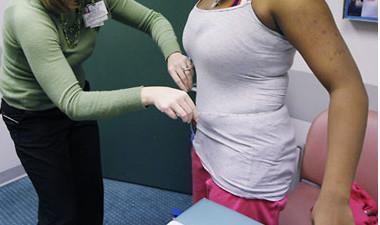 中国8岁小女孩乳房发育,还来了月经,医生一句话却吓坏家人!