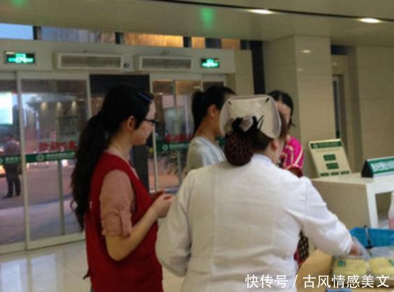 女儿发烧,我给在喝酒的老公打电话一起去医院