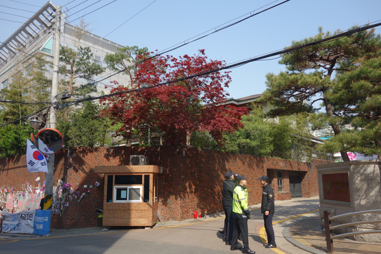 朴槿惠狱中买江南新房 旧宅4000多万出售 - 天地人 - 天地人和 朴槿惠狱中买江南新房 旧宅4000多万出售 - 天地人 - 天地人和