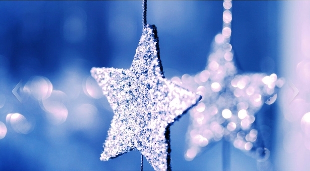 他正躺在床上看电视请问英语是什么_360问答