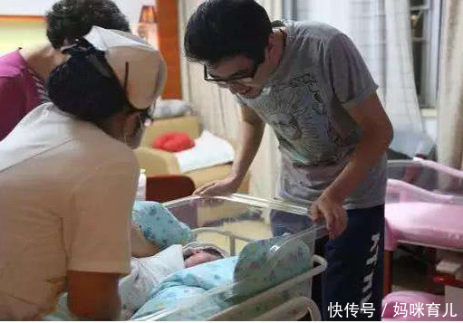 29岁孕妇生下男孩，老公却当场要离婚，只因孕妇做了一件事丢人