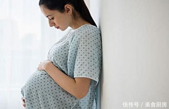 阴式B超检查出龙凤胎,护士只抱出一女婴,拿出