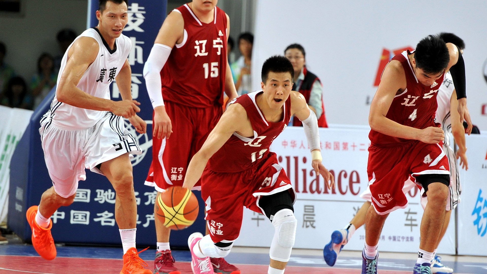 篮球赛每队设一名顶尖选手(外援),该怎么控制该