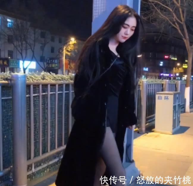 丝袜这双虾条腿真牛,肉肉腿穿不了的黑性感v丝袜美女壁纸美女图片