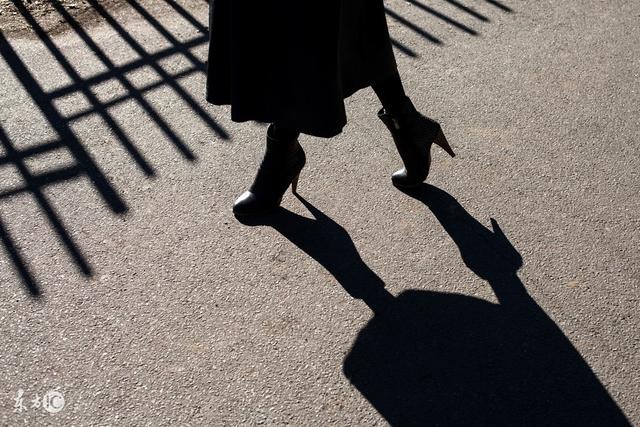 十首适合失恋疗伤的歌曲:初识不知曲中意,再听