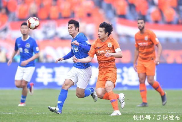 中超第2轮最佳阵容:卓尔韩鹏飞最佳后卫、李铁