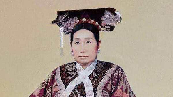 慈禧死后,众人打扫卧室发现一密室,打开后感慨