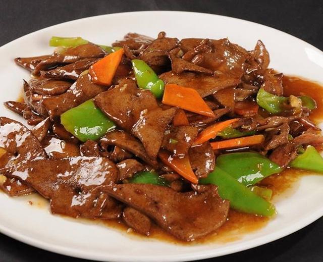 炒图片时,万万不直接下猪肉,多加1步,又滑梅子肉猪肝大全油锅图片