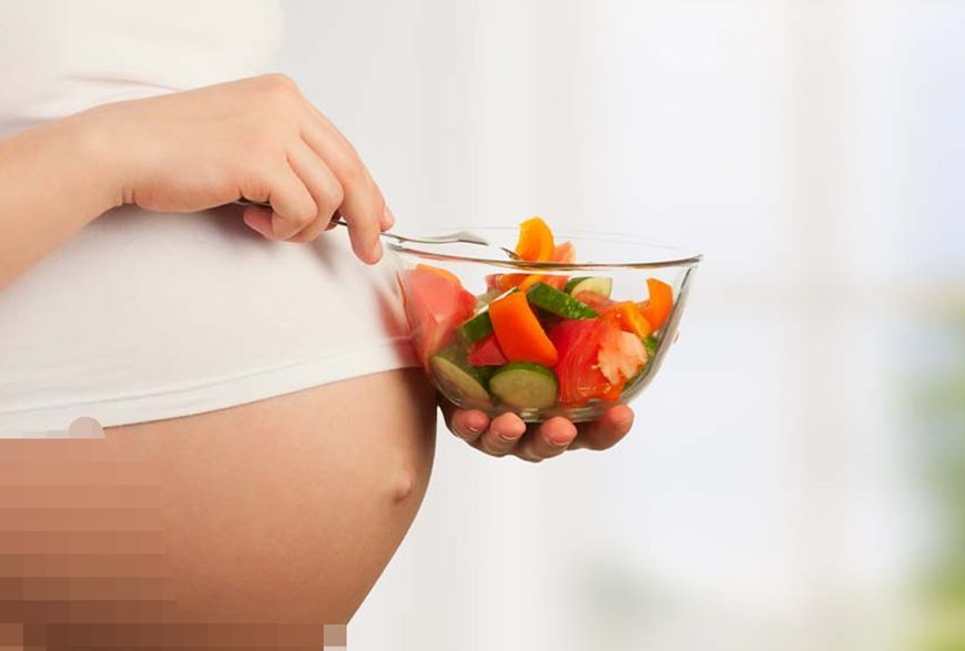 在孕期,准妈妈最好不要吃这两种饭,对自己和胎