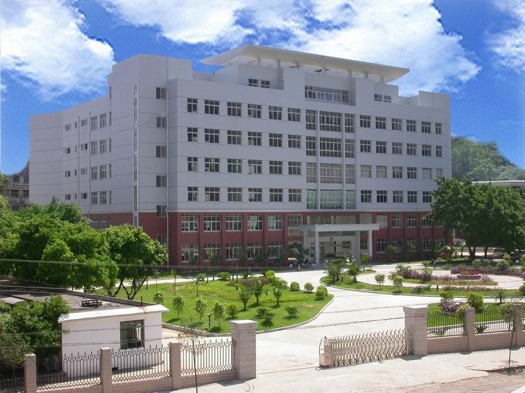 柳州铁道职业技术学院初中招生吗 t0168a3359742b427cf.jpg