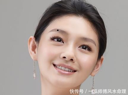 眉毛周围有这些痣代表什么,你了解多少?