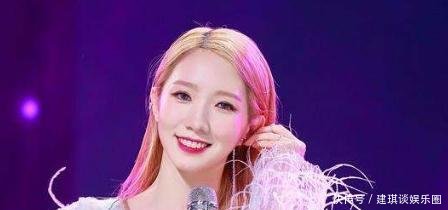 盗防闺蜜 和吴宣仪同框, 孟美岐的腿受到一万点