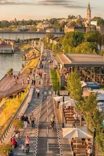 欧洲首个对中国免签的国家，消费水平低，美女众多