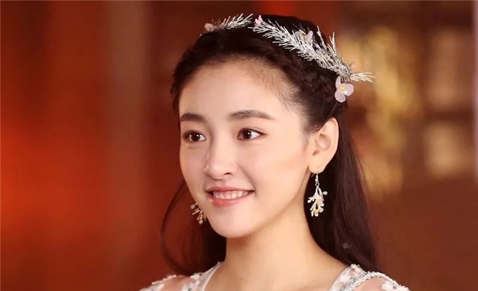 《夜空中最闪亮的星》女主古装,最美的不是吴