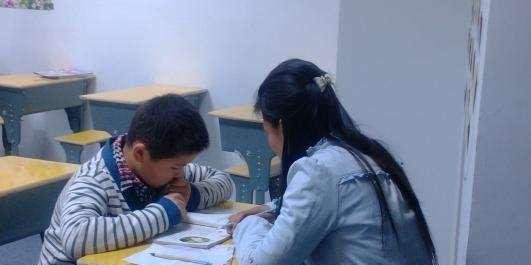 深圳班霸小学生,家长47人他欺负45个,小学们的全班坪岭图片