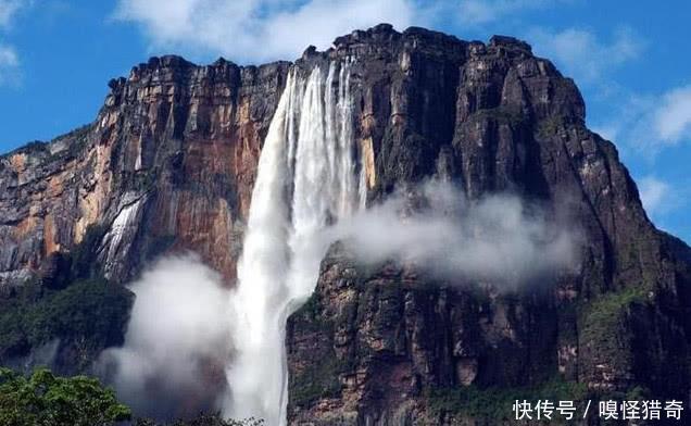 世界落差最大的瀑布,比世界第一高楼哈利法塔还要高