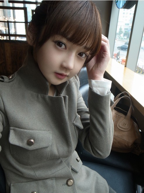 这个萝莉的图片还有吗?姓名是什么?_360问答