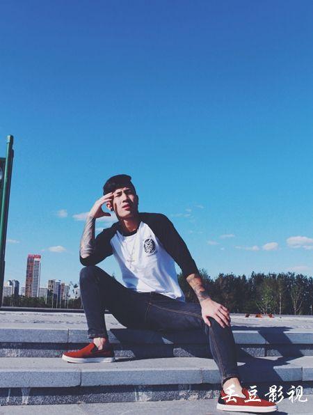 天佑与仙洋之战不死不休,二人毫无言和之意,天