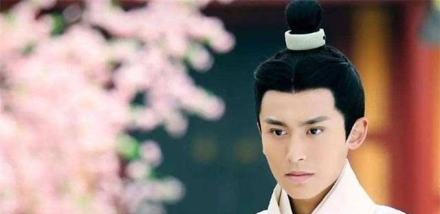 郭芙明明喜欢杨过却嫁给耶律齐,别人都说耶太