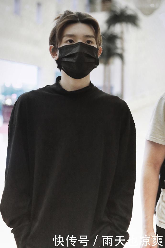 王源新发型撞杰瑞鼠, 遭恶搞被画成秃头, 粉丝