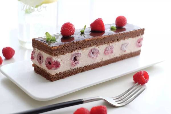 冰淇淋蛋糕教程6寸 t0174a17adb39ff7cd2.jpg?size=600x399