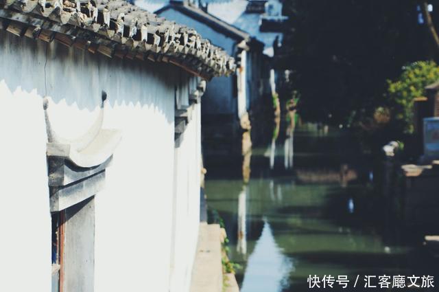 江浙沪又一网红打卡地!有轨电车穿过海棠花海,2元直达太湖