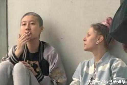 吴卓林失踪数月,新消息称疑似和女友订婚,成龙沉默发新歌秀恩爱