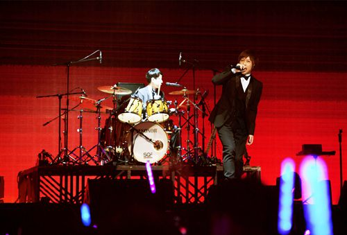 五月天呼和浩特开唱 刮起年轻风暴