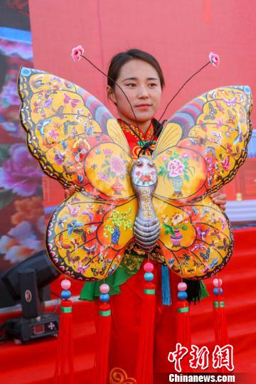 甘肃庆阳民众\"回归传统\":从烧香祈福到品味民俗